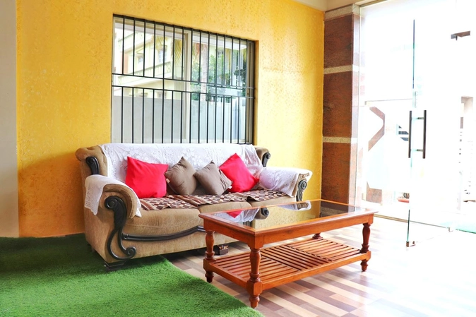 Hotel Maple Tree Inn In Kadubeesanahalli Bangalore Book With Bag2bag And Pay By Hour